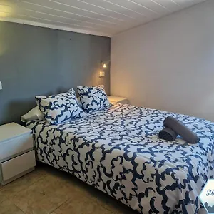 https://sunny-churriana-airport-iii.hotelsinnerja.org